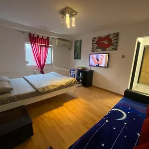 Sleep And Go Apartament