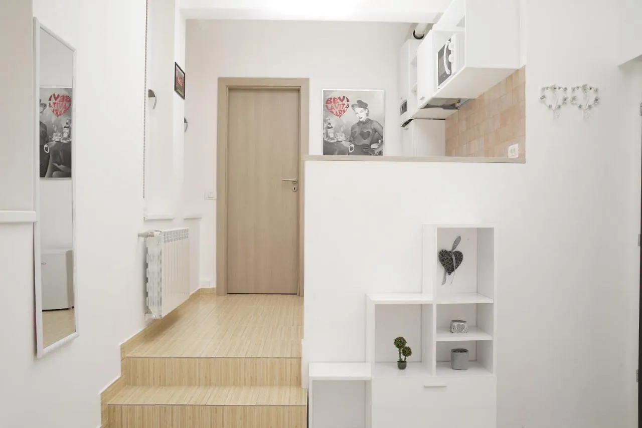 Apartamento New Charming Studio Bucarest