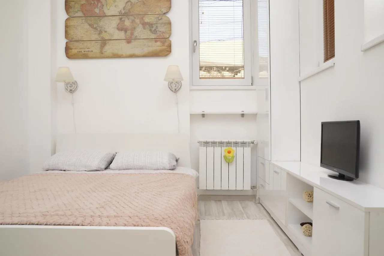 New Charming Studio Bucureşti